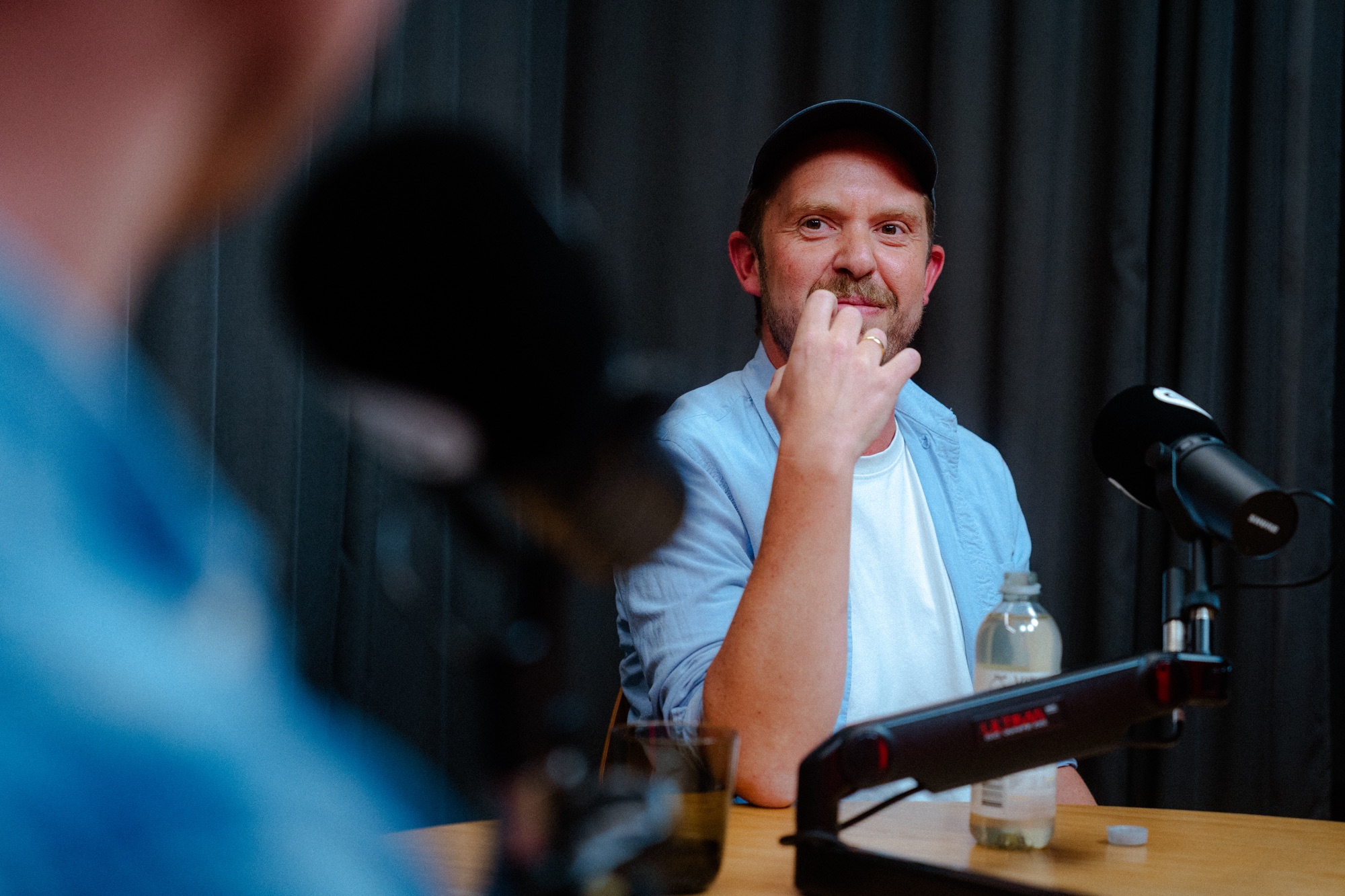 Still from Blod, sved og iværksætteri