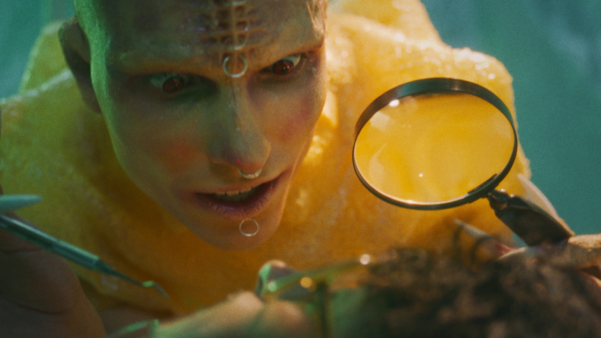 Still from In the club